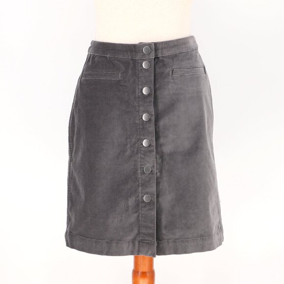 GARNET HILL Button-Front Velvet Mini Skirt Gray Size 4 - Picture 2 of 8